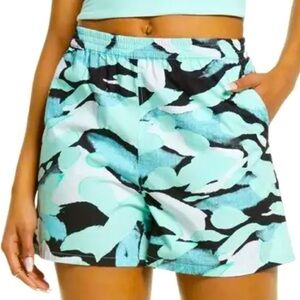 🆕 BP Women's Black Green Painted Camo Athletic Shorts Size S